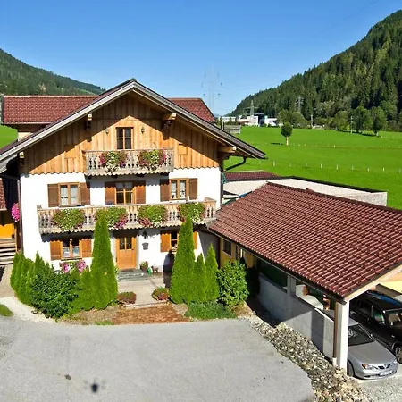 Unterbrandstaett アパート *